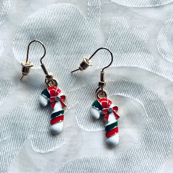 NWT Lot of 2 Festive Drop Earrings – Santa & Candy Cane Holiday Set, Christmas - Picture 12 of 14
